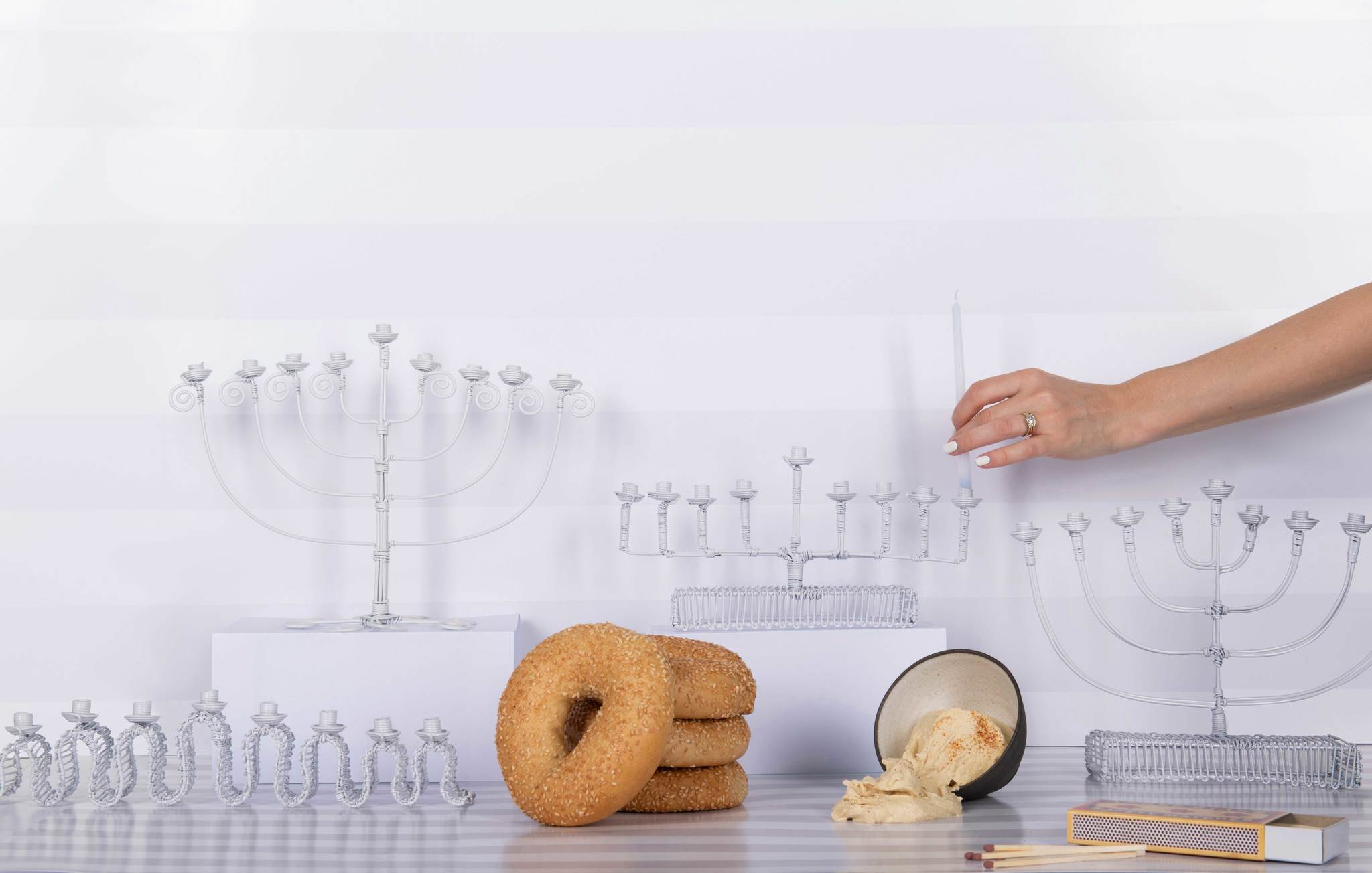 LICHT - UP & DOWN MENORAH
